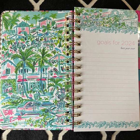 NWT Lilly Pulitzer Notebook - Picture 4 of 5